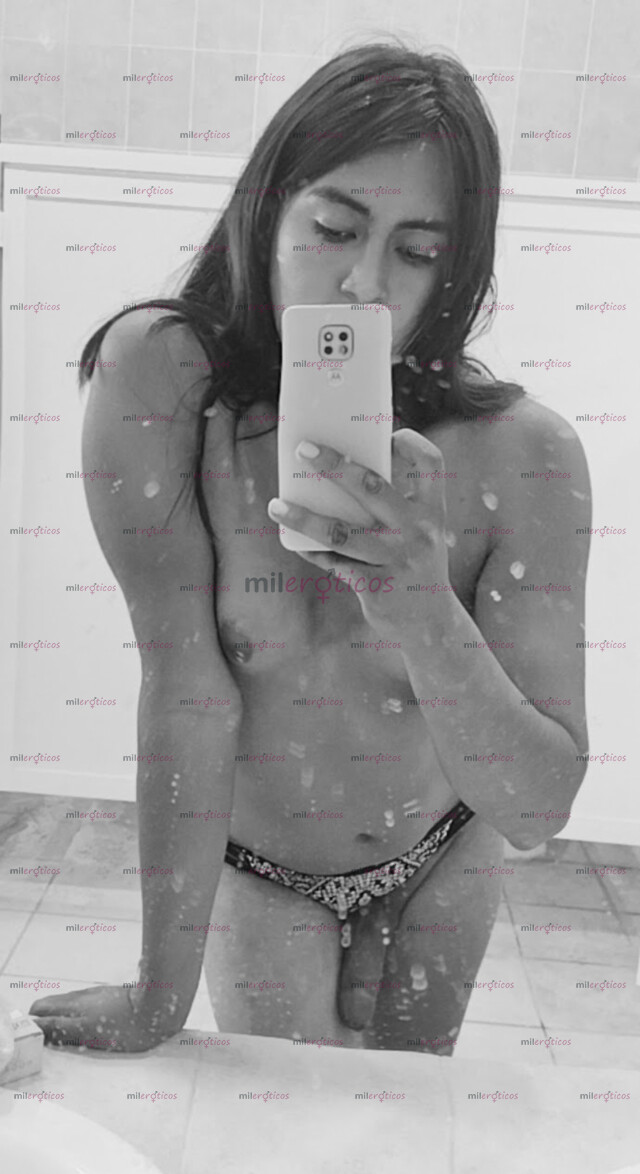 FOTOS DE HOLA CORAZÓN, NUEVA EN ESTO, ASÍ QUE ATRÉVETE A PROBAR ME