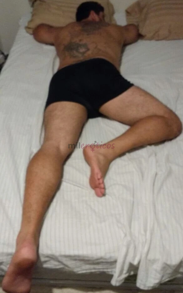Sou ativo liberal nao faco passivo atendimento em hotel ou residencia do cliente sou tranquilo sem frescura aguardo vcs com maior prazer atendimento m...