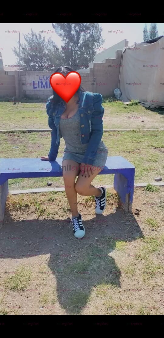 FOTOS DE KENDEL FLAQUITA Y MUY MANIPULABLE BEBE PONME COMO QUIERAS