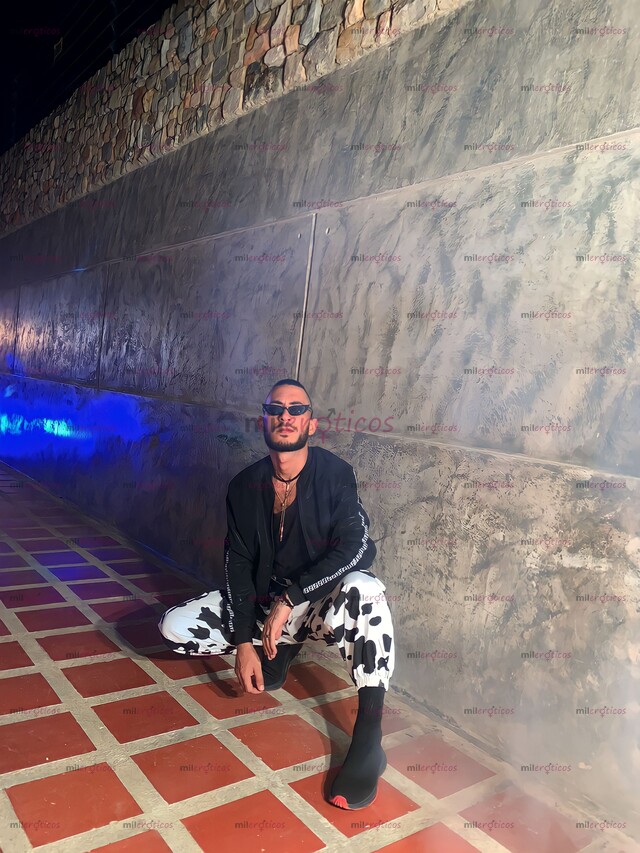 FOTOS DE CHICO EDUCADO, AMABLE Y ATRACTIVO, CON DISPOSICIÓN A CUALQUIER PLAN.