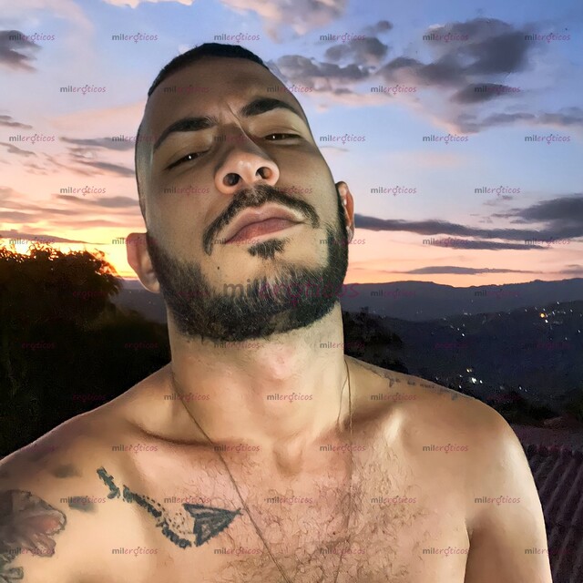 FOTOS DE CHICO EDUCADO, AMABLE Y ATRACTIVO, CON DISPOSICIÓN A CUALQUIER PLAN.