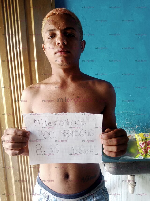 FOTOS DE HOLA SOY FRANKLIN UN CHICO TOTALMENTE DOTADO CON 22 CC