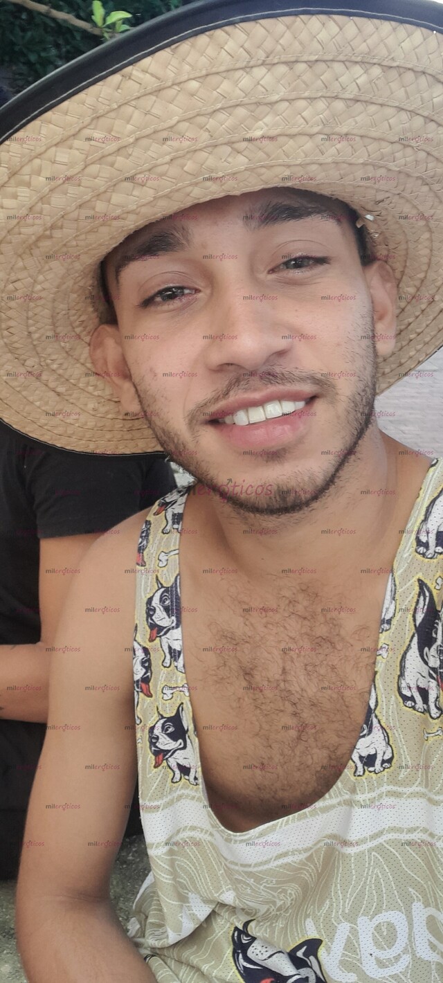 FOTOS DE DAMIAN JOVEN DOTADO BIG DICK COMPLACIENTE DISPONIBLE 24HORAS