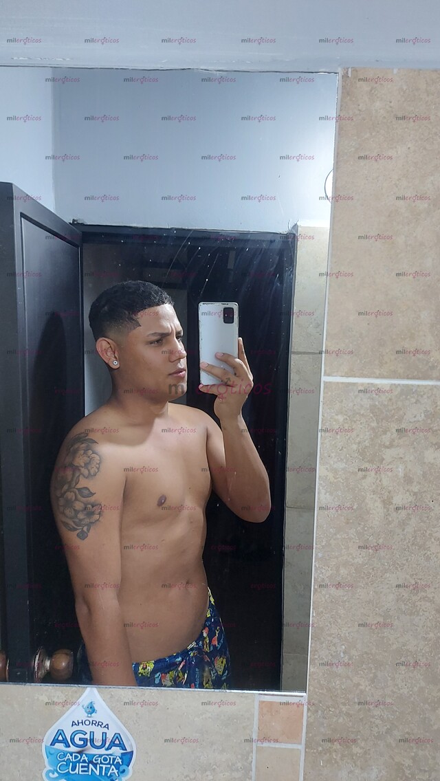 FOTOS DE MORENO VERGON CALIENTE 20 CL DE VERGA LECHERO DE PASO POR TU CUIDAD