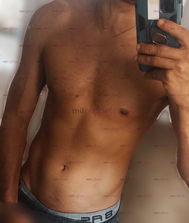 FOTOS DE JOVEN DE 27 AÑOS BIEN DOTADO DISPUESTO A DARTE LO QUE DESEAS 3188951557