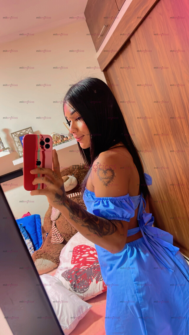 FOTOS DE LINDA CHICA TRANS TATUADA VERGONA 20CM GRUESA VERSÁTIL