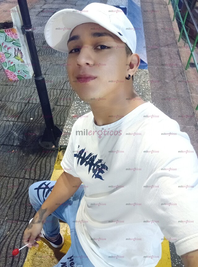 FOTOS DE CHICO JOVEN, CALIENTE, DISCRETO Y COMPLACIENTE