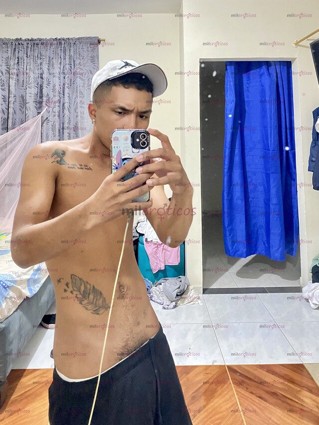 FOTOS DE JOVEN DESCOMPLICADO 20CM VERSÁTIL ESCRÍBEME