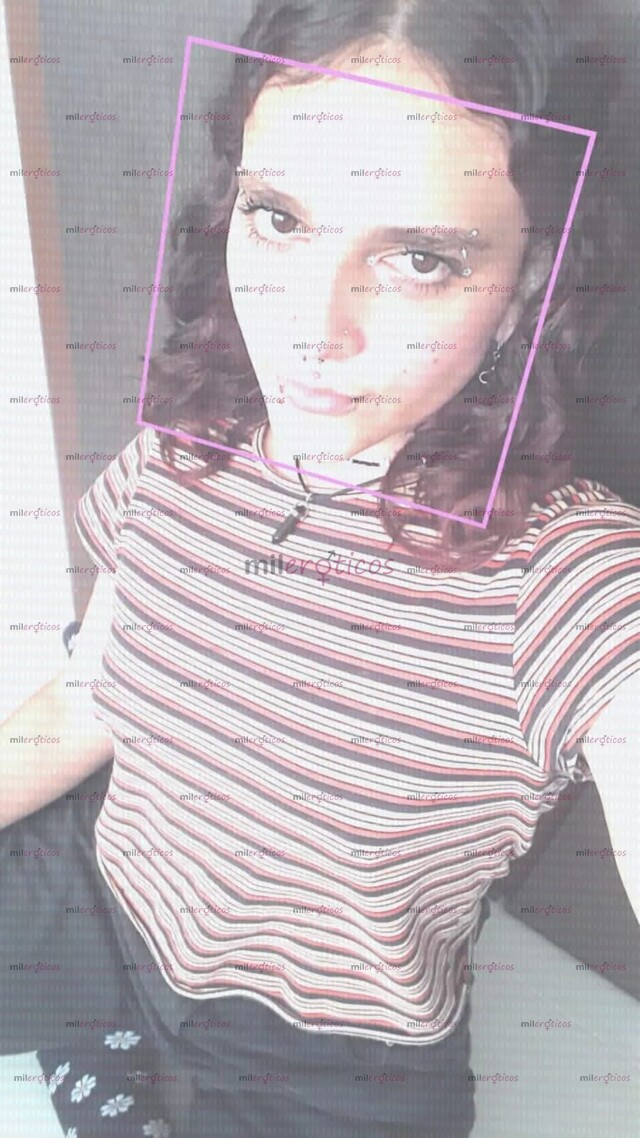 FOTOS DE SOY VALERIA, UNA CHICA TRANS VERSÁTIL DE 18 AÑOS