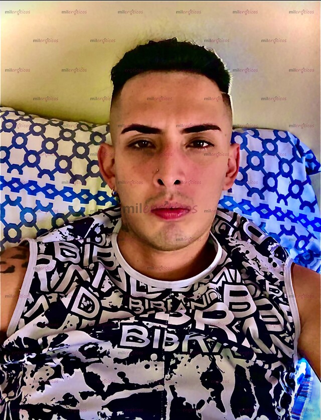 FOTOS DE JOVEN VERSÁTIL ARRECHO DE 2 METROS LECHERO