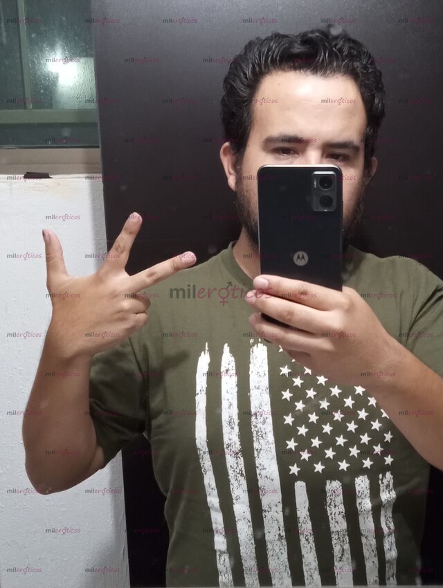 FOTOS DE CABALLERO DE 32 AÑOS, ESPERÁNDOTE PARA DARTE UN MOMENTO DE PLACER.