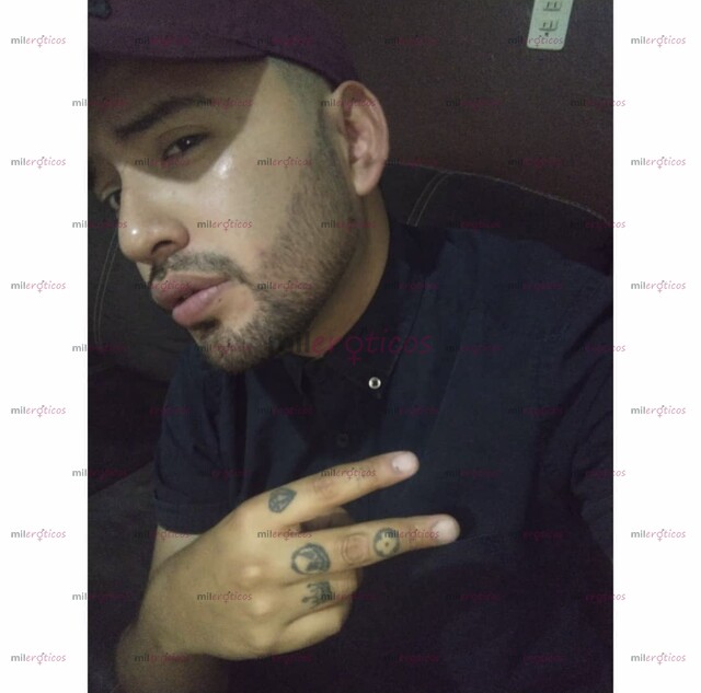 FOTOS DE LA PUTA CHAKALA SUMISA LLEGO A TU COLONIA .