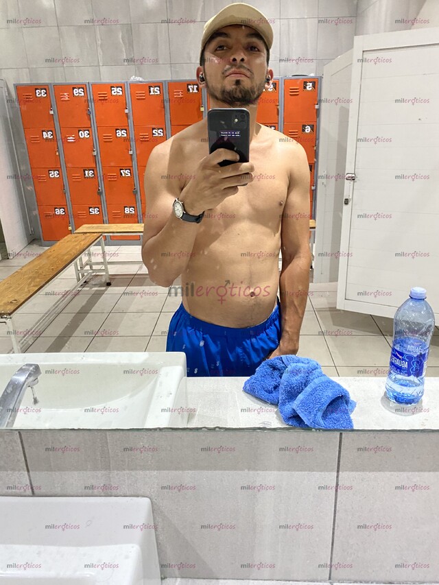 FOTOS DE JOVEN HETEROSEXUAL DISCRETO, LIMPIO Y DELGADO.