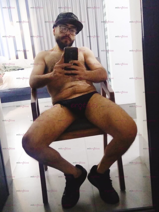 FOTOS DE ALEXIS DILF VARONIL VIDA HETERO CALIENTE MORBOSO ACEPTO TARJETAS ;)