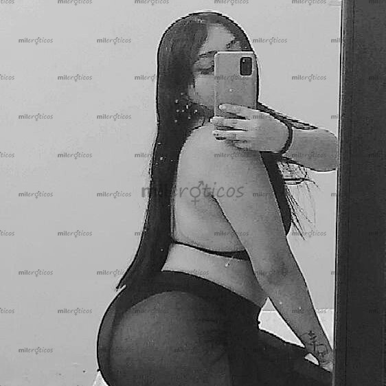 FOTOS DE TU FLAQUITA JUGUETONA ARDIENTE EXTROVERTIDA DESEABLE Y SOBRE TODO EXPERIMENTADA