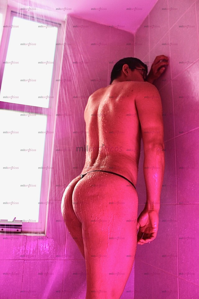 FOTOS DE TWINK UNIVERSITARIO LISTO PARA COGERTE! CON LUGAR !!!