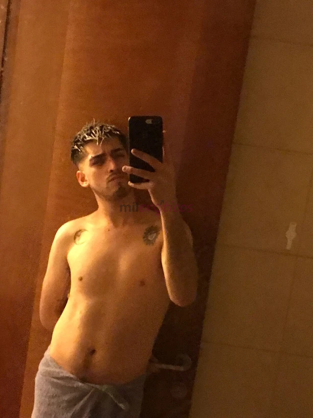 James chileno bisexual varonil disponible para el mejor morbo fetiches trios webcam venta de contenidos y mas cuanto con lugar propio y discreto tambi...