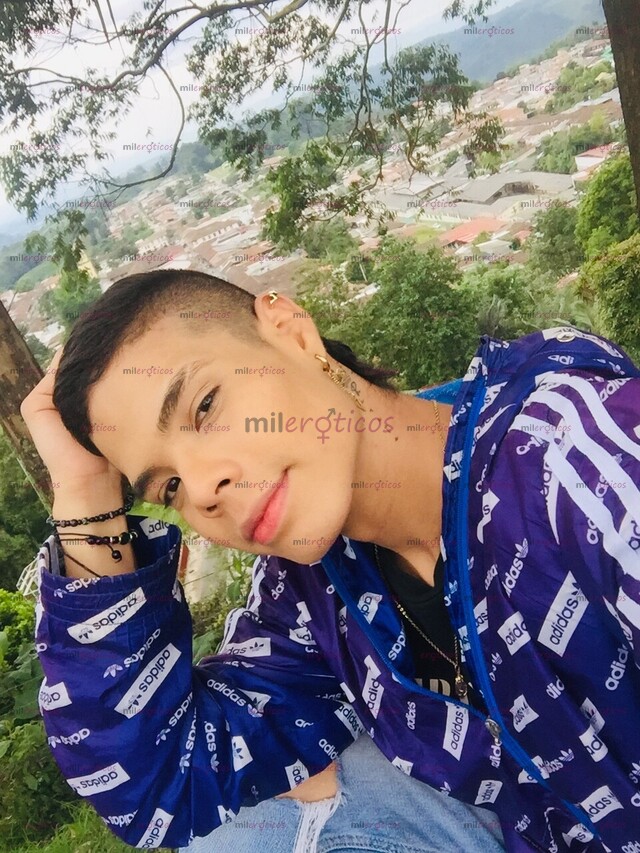 FOTOS DE CHICO VERSATIL PASIONADO DE HACER EL AMOR.