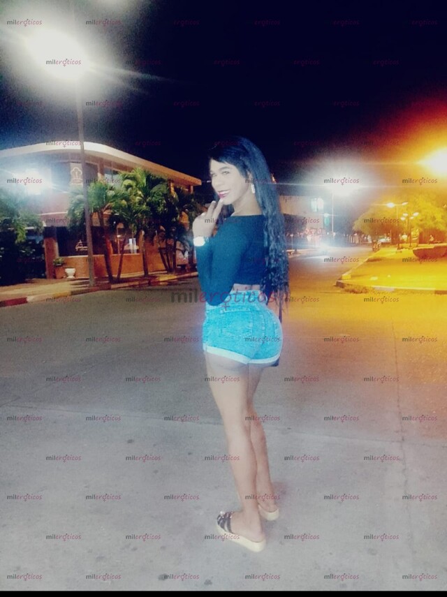 FOTOS DE CHICA COMPLACIENTE ATRACTIVA REAL DESCOMPLICADA DESENTE PARA COMPLACERTE