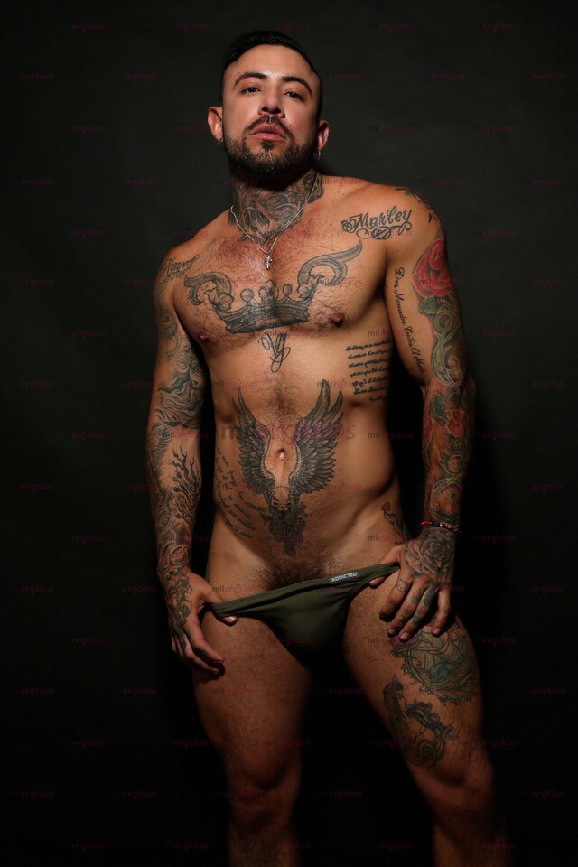 FOTOS DE YOSHUA CABRON TATUADO SEXY CALIENTE DOTADO