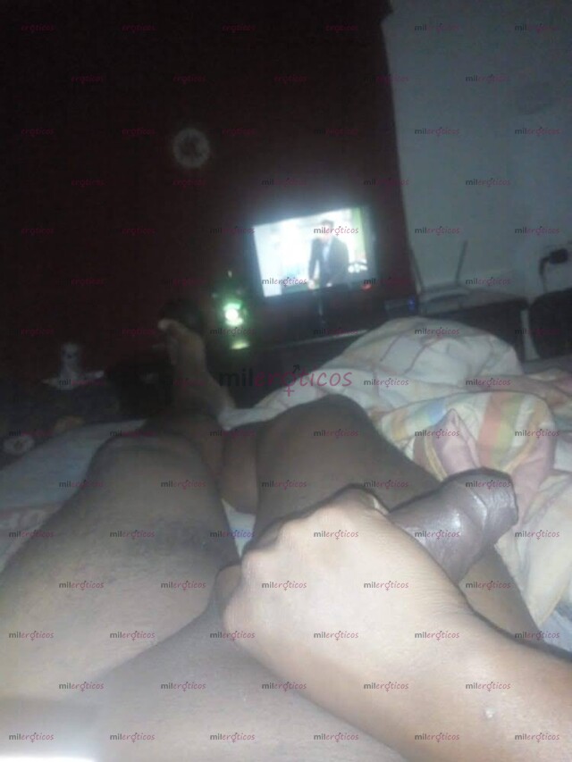 FOTOS DE NEGRO HETERO FLEXIBLE ACTIVO COMPLACIENTE.