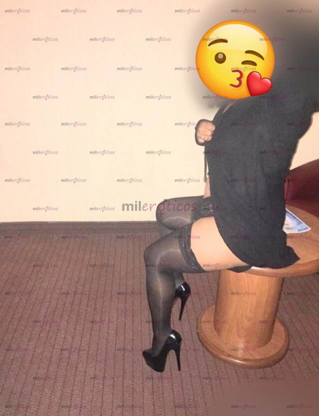 FOTOS DE SEXY COMPLACIENTE MADURITA COGELONA Y ATREVIDA 24HRS