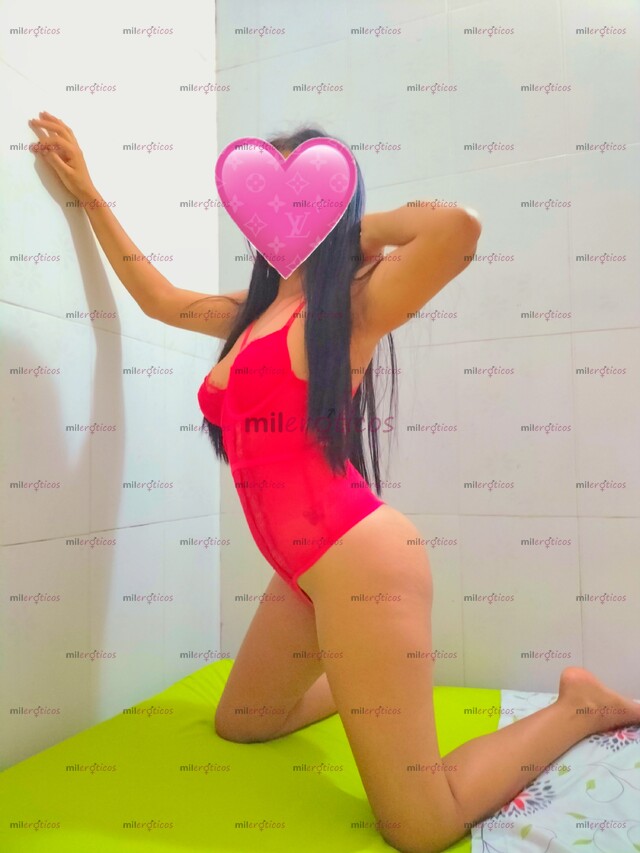 FOTOS DE PROMO 70 LA HORA POR HOY BEBE ARDIENTE NO TE ARREPENTIRÁS LLÁMAME