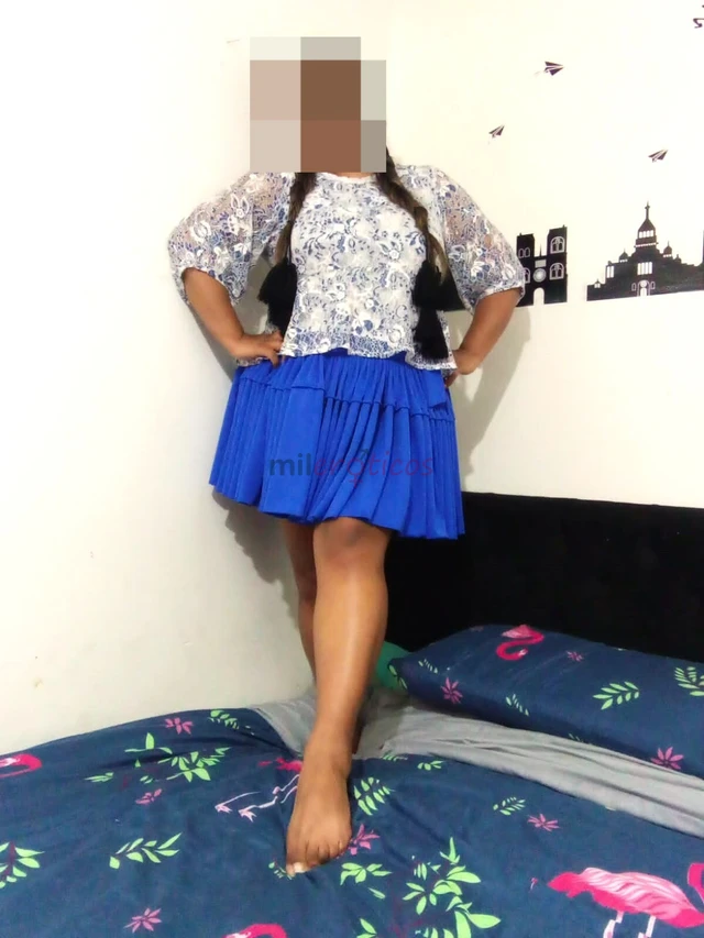 Hola amorcito mi nombre es cielo y estoy de retorno en calama me gusta ser carinosa y muy caliente tengo la piel triguena y grandes sen 0 s y rica c 0...