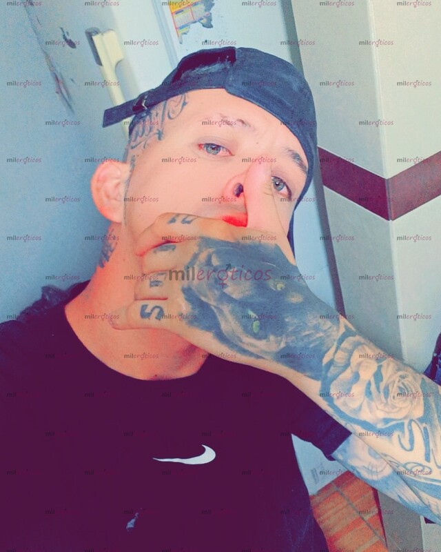 FOTOS DE TATUADO 1.87 DE ESTATURA TES BLANCA Y DELGADO