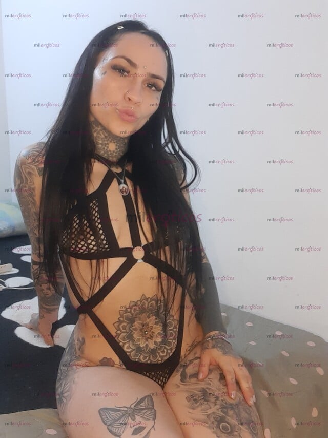 FOTOS DE HERMOSA Y ARRECHITA TATUADITA MUY ARDIENTE EN LA CAMA ESCRÍBEME YAA
