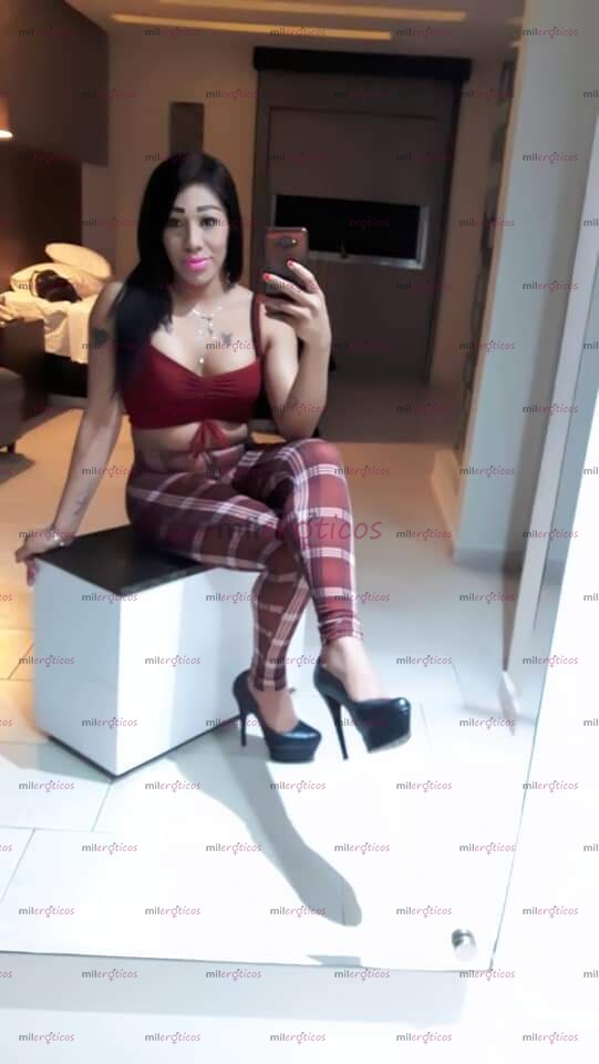 FOTOS DE BUEN CULO Y BUENA VERGA INTER COMPLACIENTE BUENA EN LA CAMA