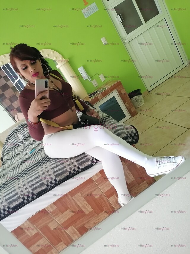 FOTOS DE PUTITA COMPLACIENTE MUY CACHONDA EN LA CAMA