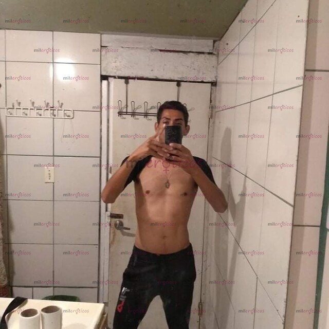 FOTOS DE ESTARÉ UNOS DÍAS AQUÍ EN TECUALA MORENO SINALOENSE DOTADO, FLACO OJOS VERDES