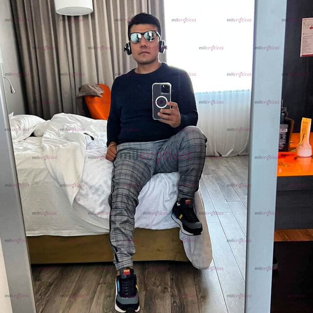 FOTOS DE PUTITO MACHIN NALGON, SUMISO OBEDIENTE Y COMPLACIENTE