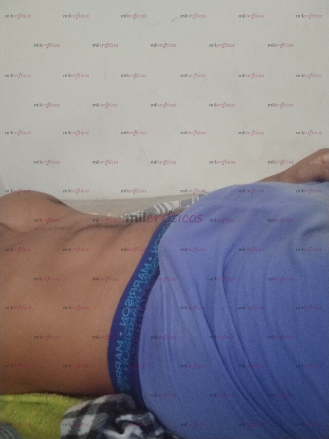 FOTOS DE JOVEN MACHO HETERO CON VERGA GRANDE Y GRUESA