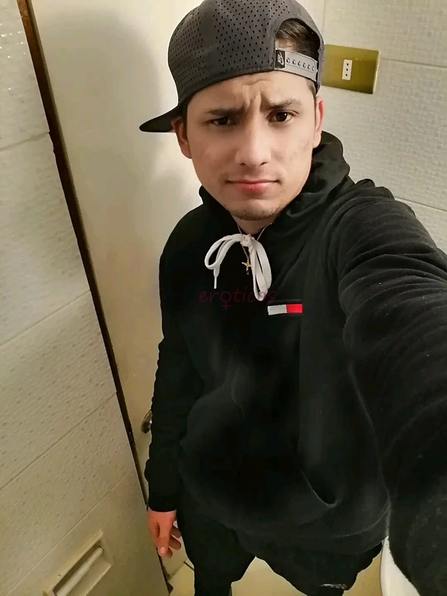 Estatura 1 60me gusta las mujeresme gusta mucho complacer a la mujer en todos sentidosme gusta hacerle el amor muchome encanta que la mujer sea muy ma...