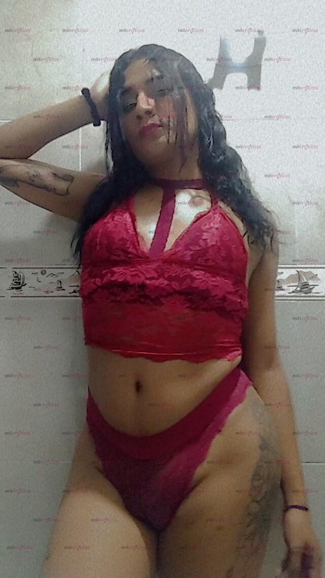 FOTOS DE PERRA MORBOSA,ARRECHA Y FIESTERA EXPERTA EN MAMADAS PROFUNDAS