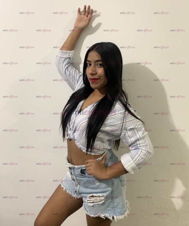 FOTOS DE DANIELA DISFRUTA DEL NEJOR SERVICIO CON SITIO DISCRETO NO LO PIENSES MAS LLAMAME