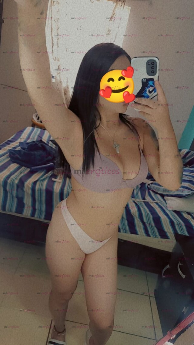 FOTOS DE HOLA CORAZÓN SOY MELANI UNA NENA MUY LINDA Y CALIENTE