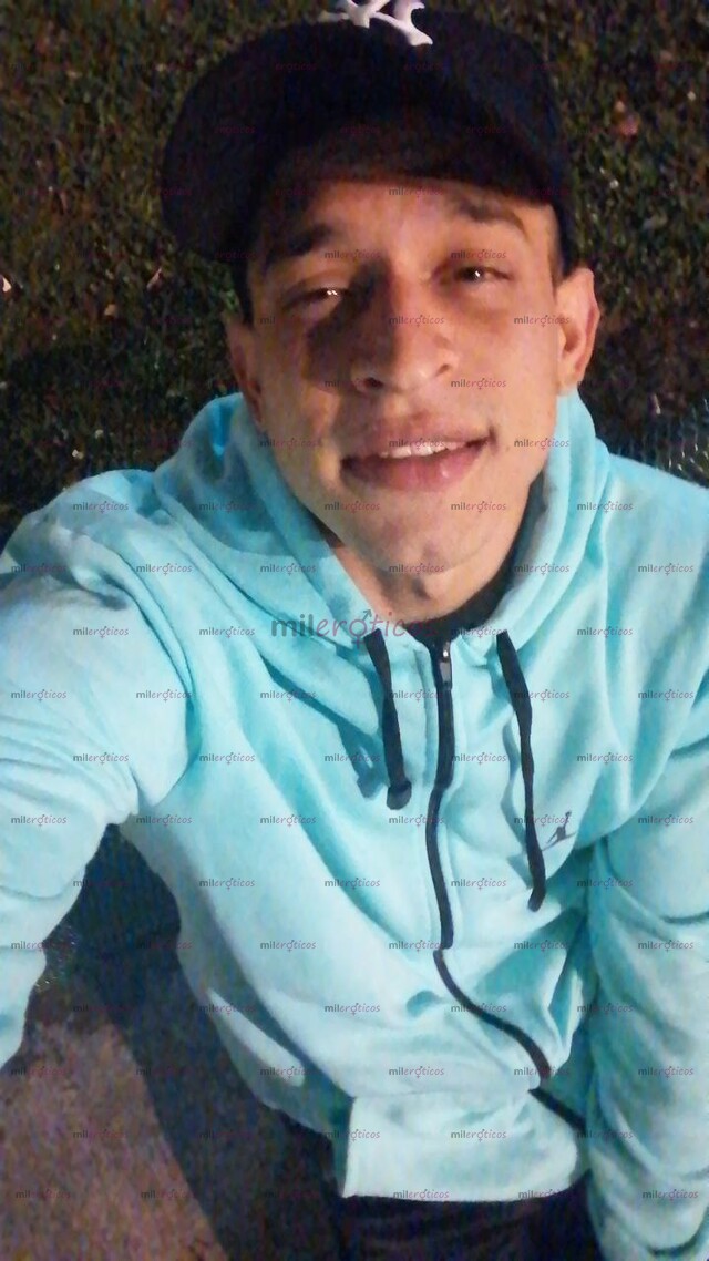 FOTOS DE SOLVENTE SIN LÍMITES EN LA CAMA LLÁMAME Y VERÁS