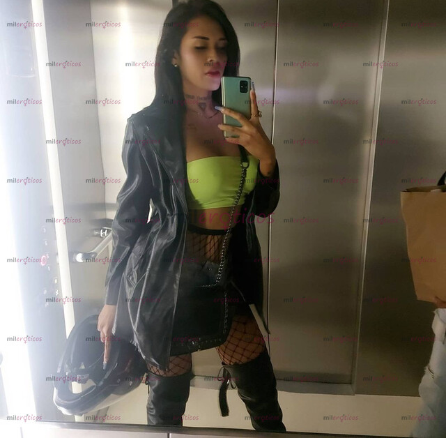 FOTOS DE DELICIOSA JOVENCITA CON UN CARAMELO SOLO PARA TI 19 CM