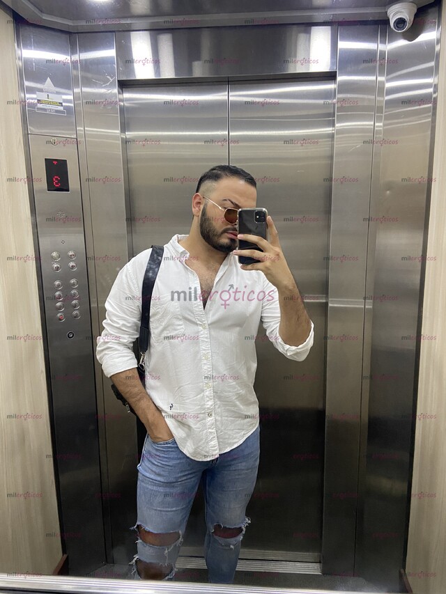 FOTOS DE PELUDO, MACHO, LECHERO, COMPLACIENTE, VARONIL , EDUCADO