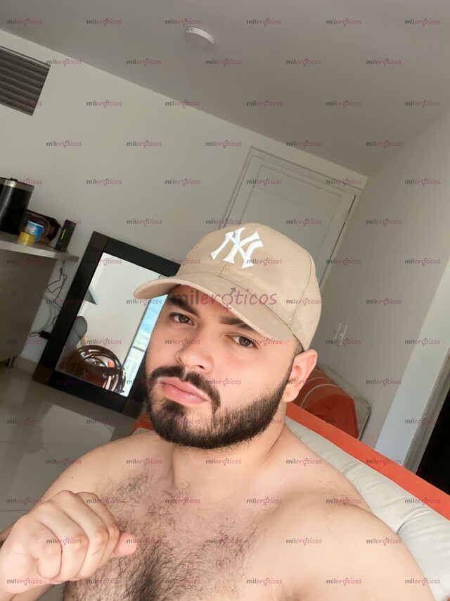 FOTOS DE PELUDO, MACHO, LECHERO, COMPLACIENTE, VARONIL , EDUCADO