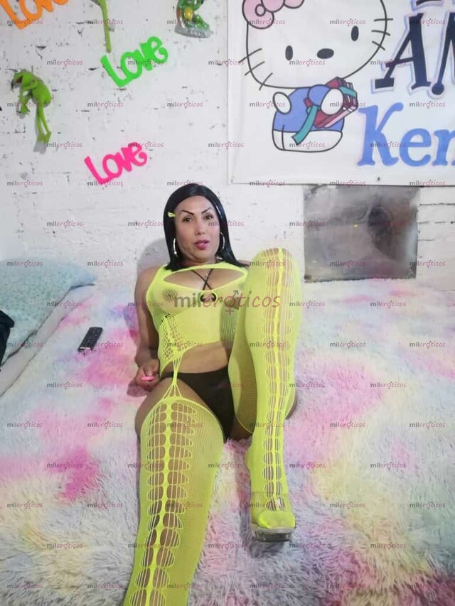 FOTOS DE KENYA RENDÓN.............................LA PUTITA QUE BUSCAS.