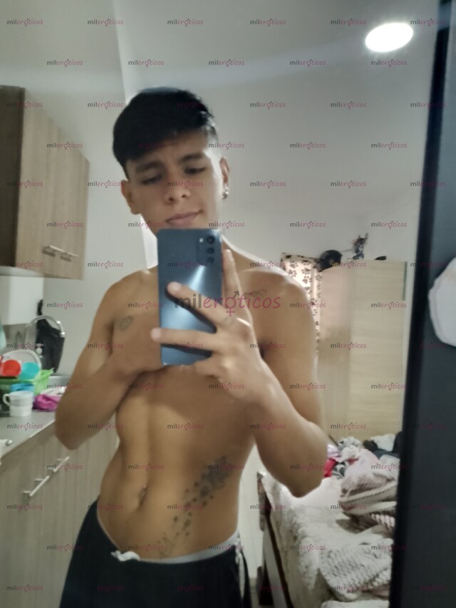 FOTOS DE POLLO VERSTAIL MÁS ACTIVO, COMPLACIENTE Y BUEN AMANTE