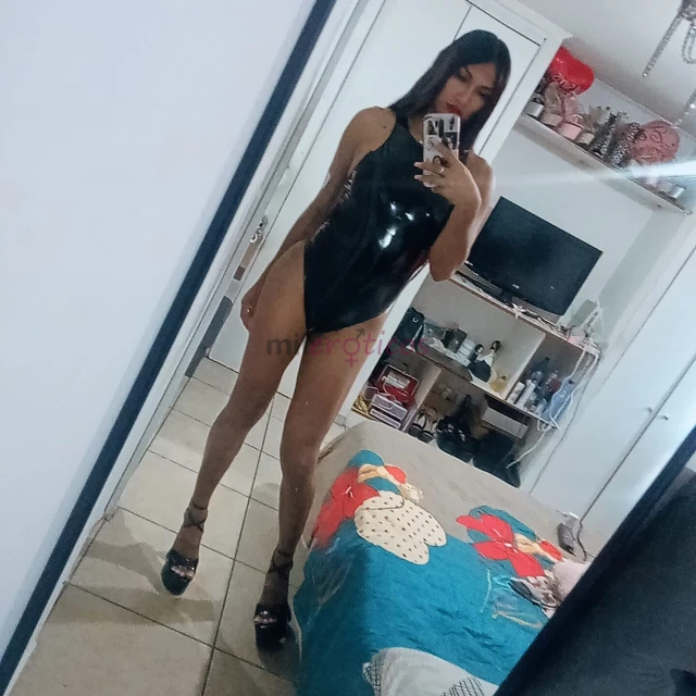 Hola soy valentina una chica trans nueva debutante en tu pais chile dispuesta a cumplir toda tus fantasias sexuales y fetiches mamoncita de garganta p...