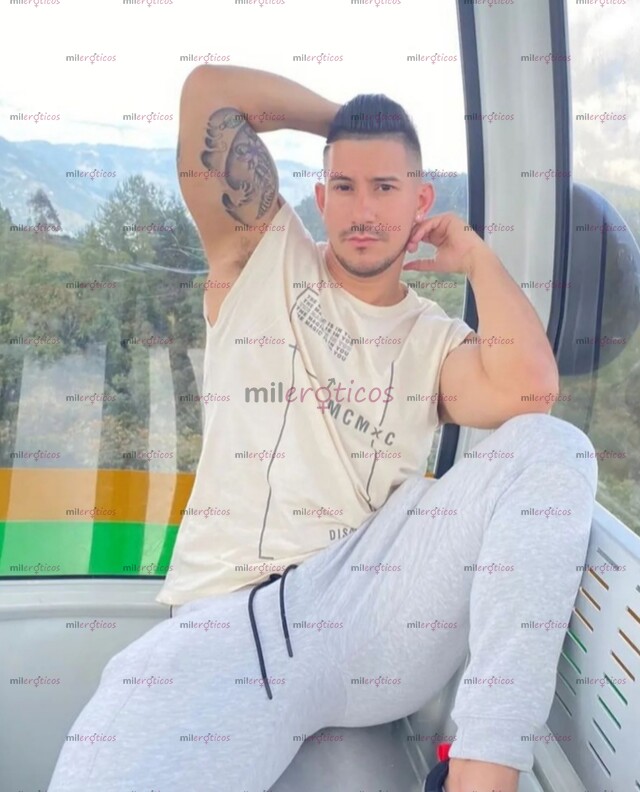 FOTOS DE HOMBRE SERIO VARONIL SOLO ATIENDO BAJO PERFIL Y CON MUCHA DISCRECCION