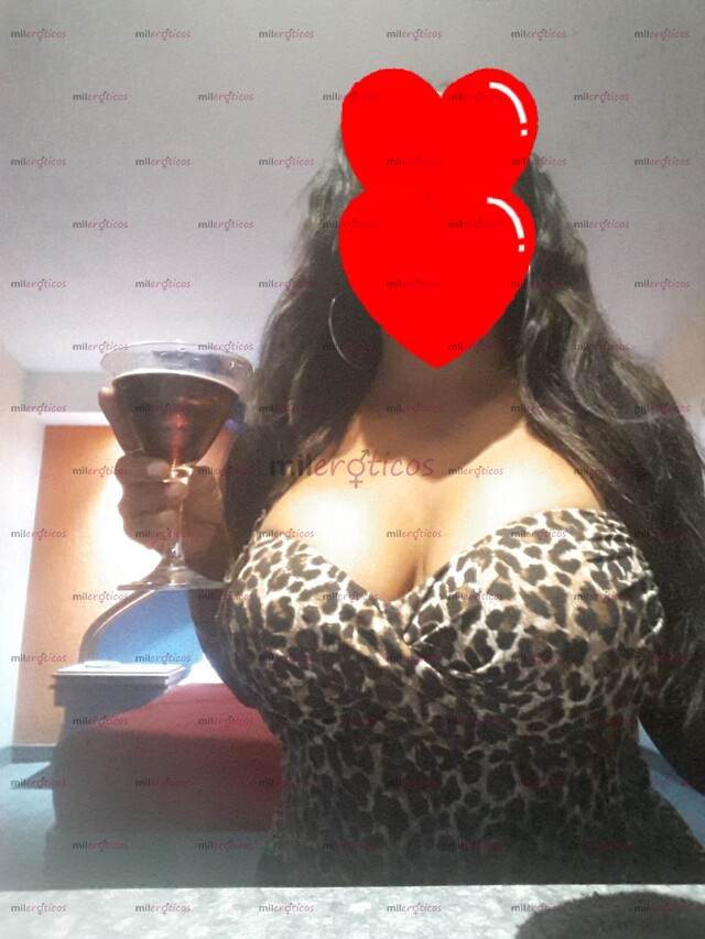 FOTOS DE NATY, MADURA BUENISIMA. ME ENCANTA MAMAR HUEVOS Y VERGA