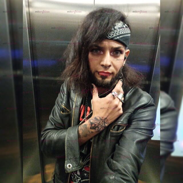 FOTOS DE TATUADO, ALTERNATIVO, ENCANTADOR, DISPONIBLE