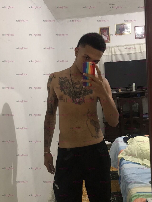 FOTOS DE NUEVO CHICO DESCOMPLICADO MENTE ABIERTA, TATUADO